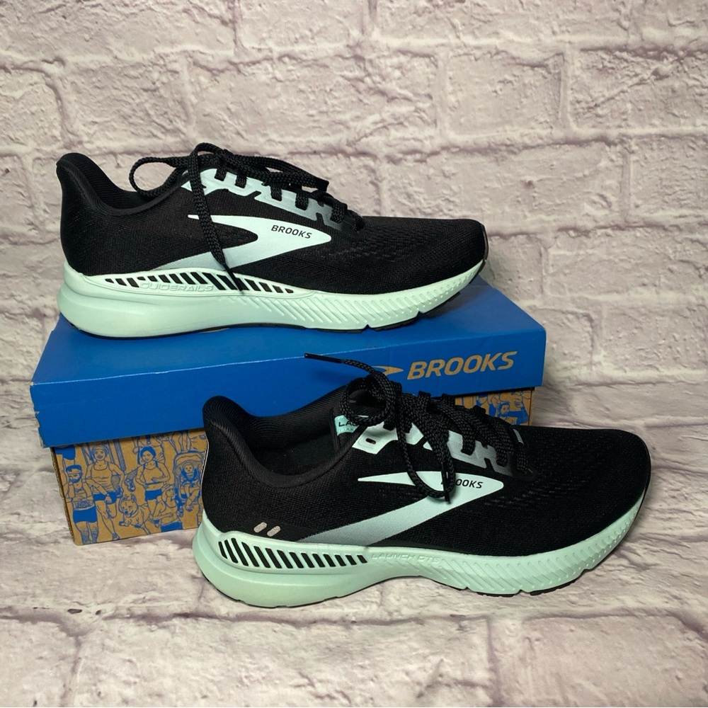 Brooks Launch GTS 8 Women’s Sz 8 Medium B Running Shoes Lace Sneakers